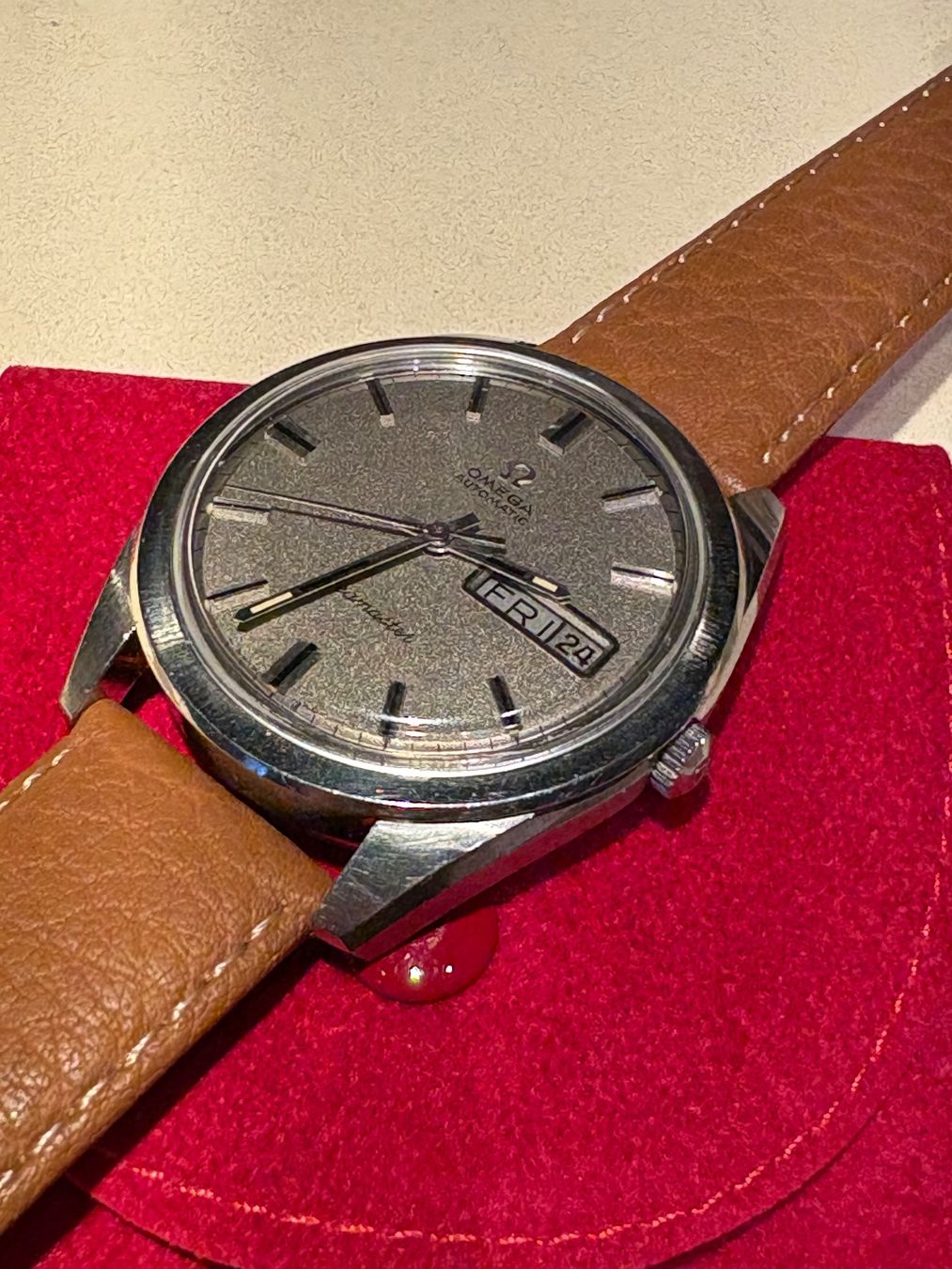 Omega Orologi: 166.032 1969 OMEGA Seamaster Sparkle Dial Day-Date – Usato da Luzern venduto da T.Mas