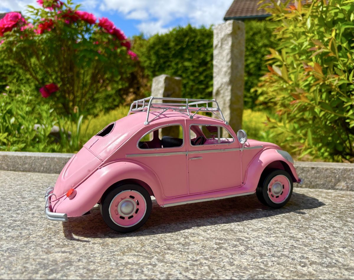 Volkswagen Modellini d'auto: VW Käfer pink aus Blech – Nuovo e nell'imballaggio originale da Langendorf venduto da Blechfahrzeuge 4