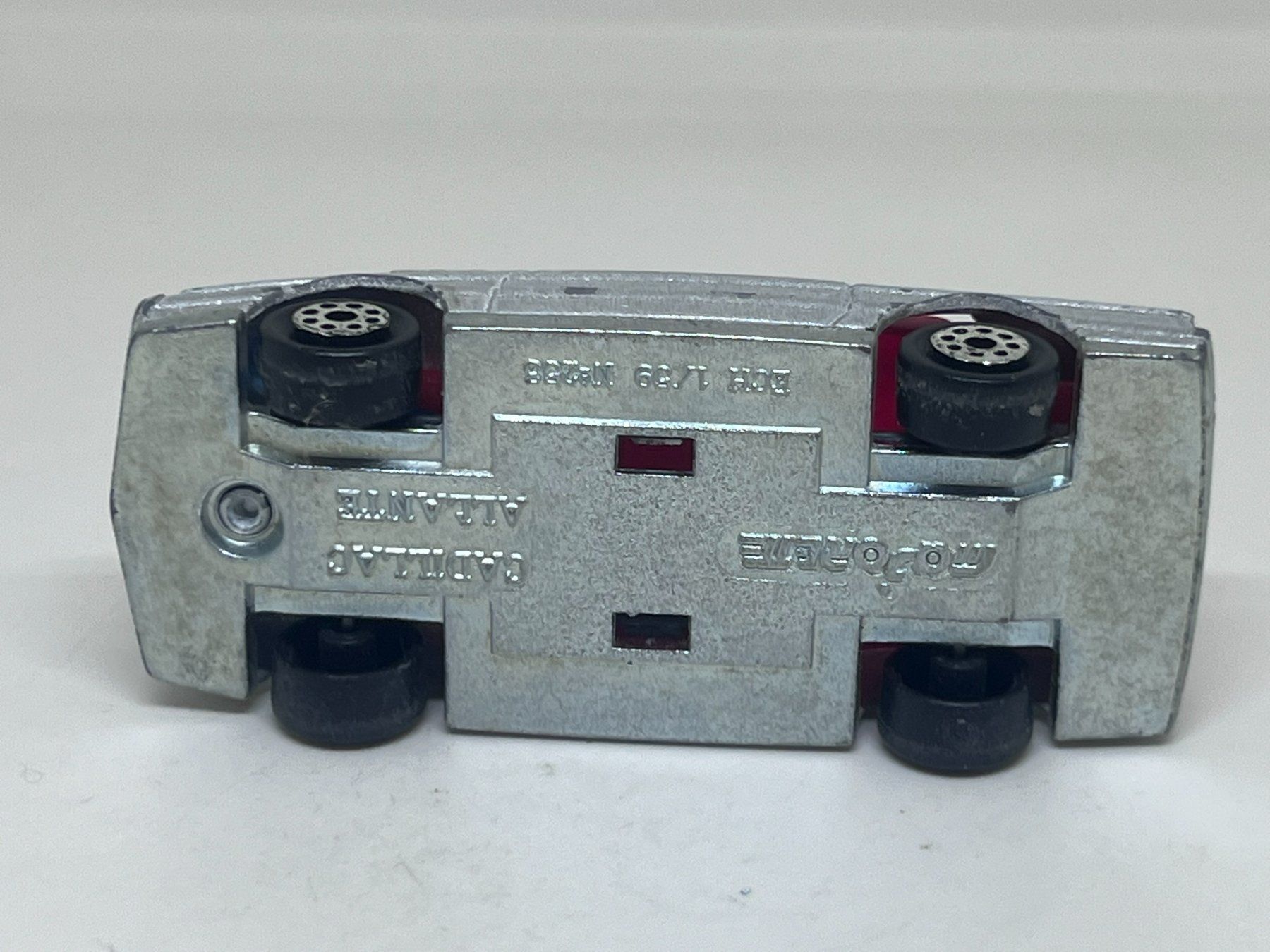 Majorette Modellini d'auto: Majorette Cadillac Allante #692 – Usato da Wildegg venduto da LaaBoutique 3
