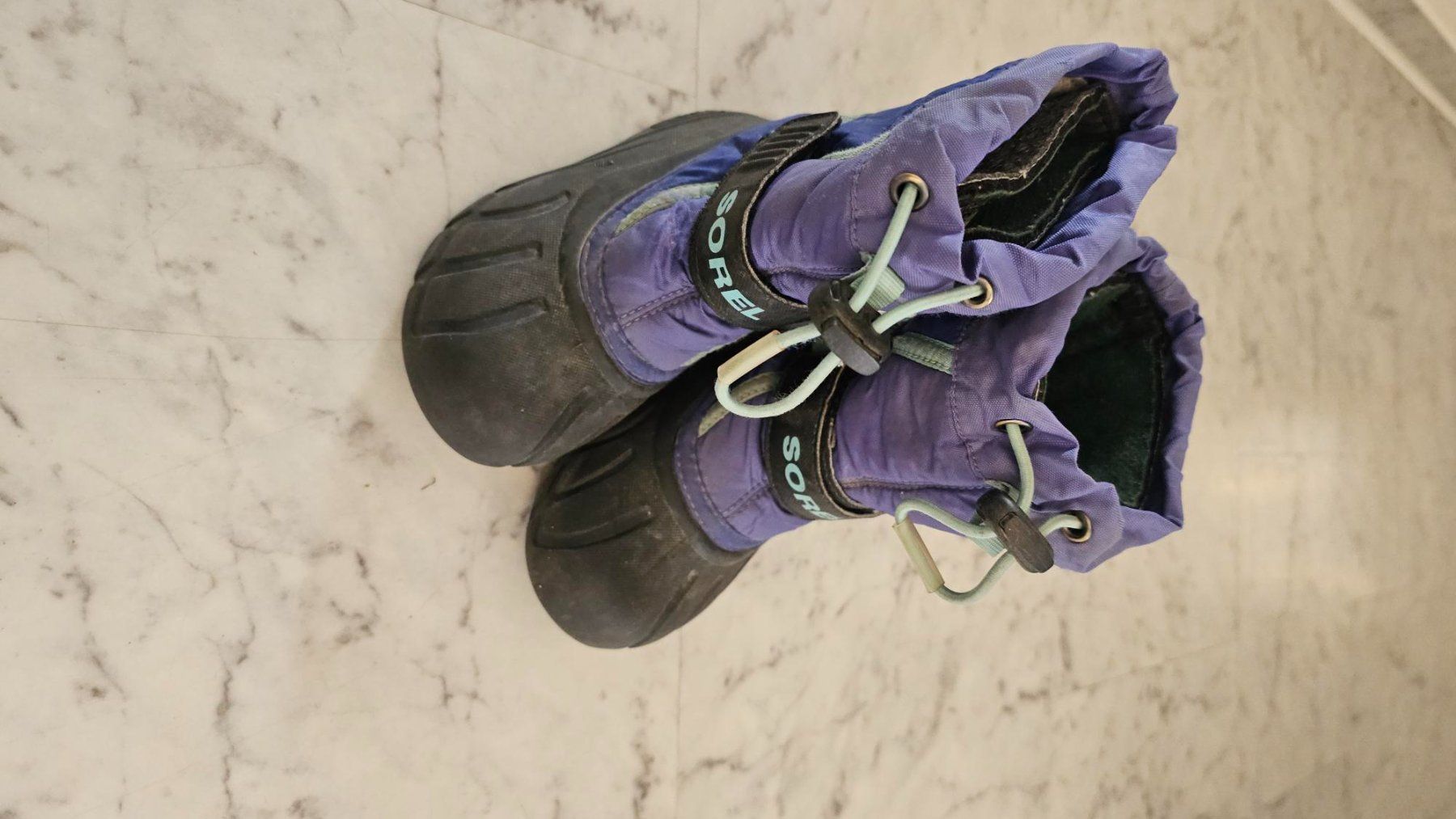 Sorel Scarpe per ragazzi: Sorrel Kinderschuh 25 – Usato da Küsnacht ZH venduto da StuartJohnston