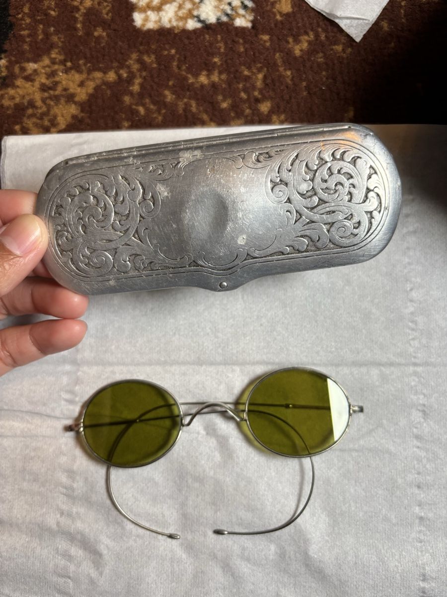 Occhiali & Lenti: Antique – Usato da Genève venduto da Second_Hand_Ch