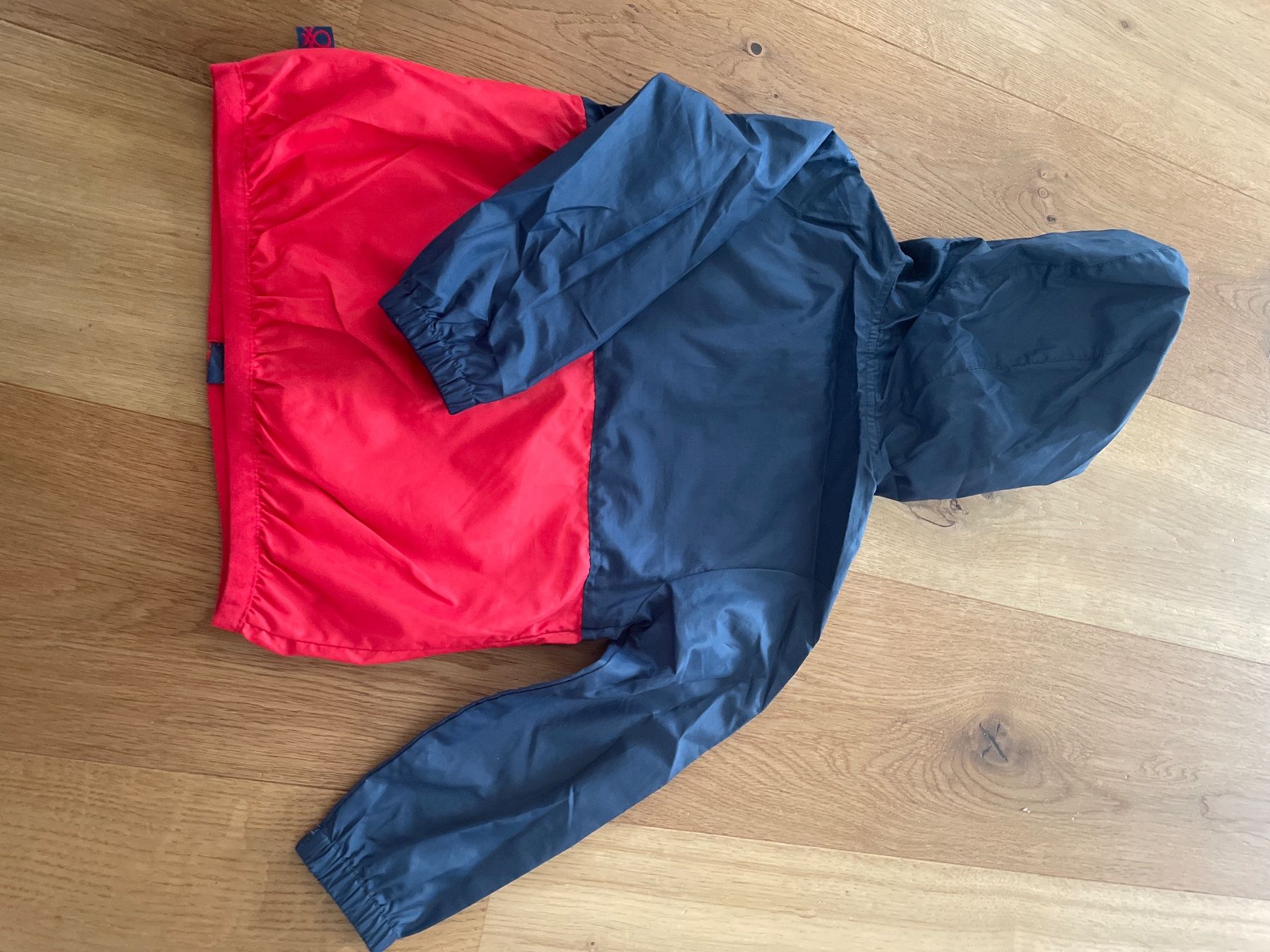 Benetton Giacche: Benetton Windjacke Grösse 100cm – Usato da Düdingen venduto da Jensternli 1