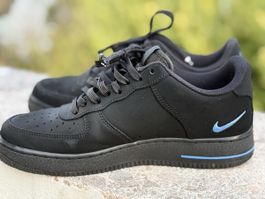Nike Air Force 1 Sneaker schwarz blau gebrauchter Zustand