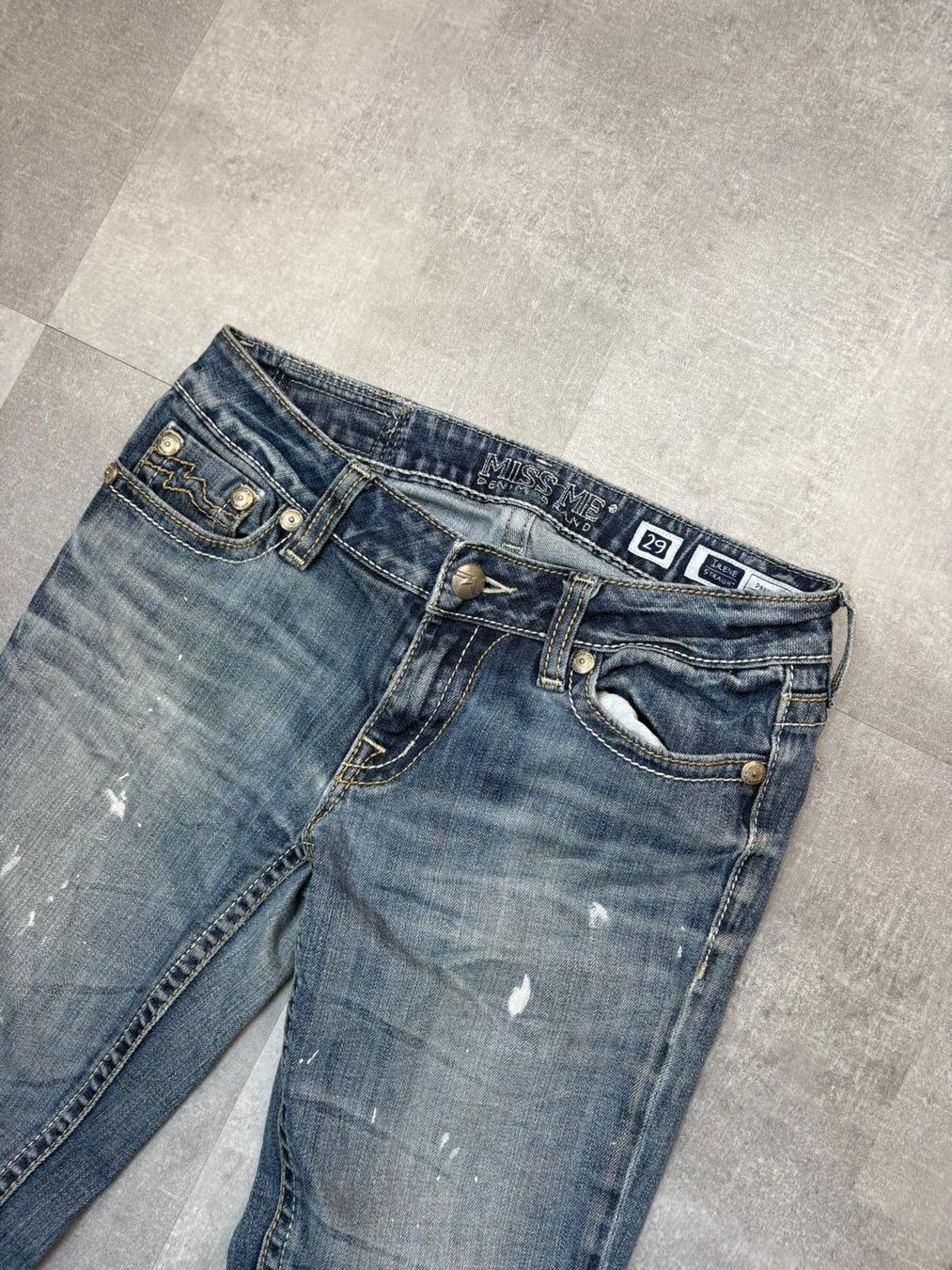 Jeans: Miss Me Straight Jeans - Grösse M/29 – Usato da Werdenberg venduto da hase.vintage 2