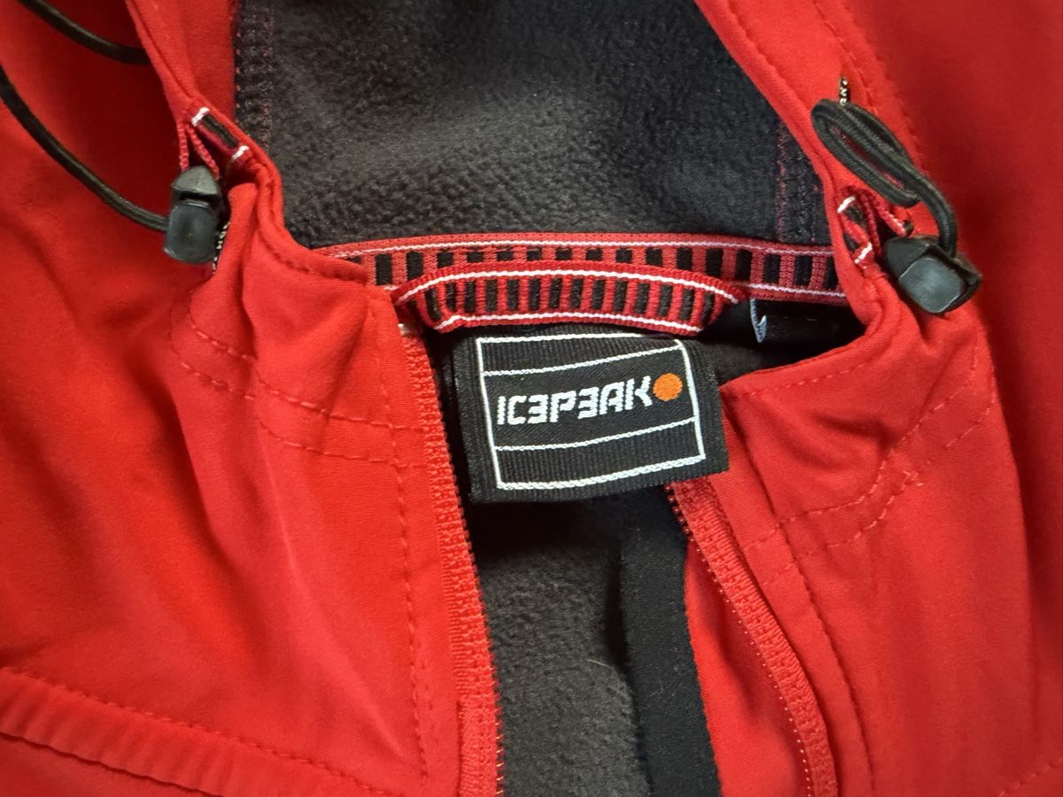 Icepeak Giacche: Rote Icepeak Softshell Kapuzen Jacke , Grösse  L Unisex – Usato da Biel/Bienne venduto da SirRolf 3