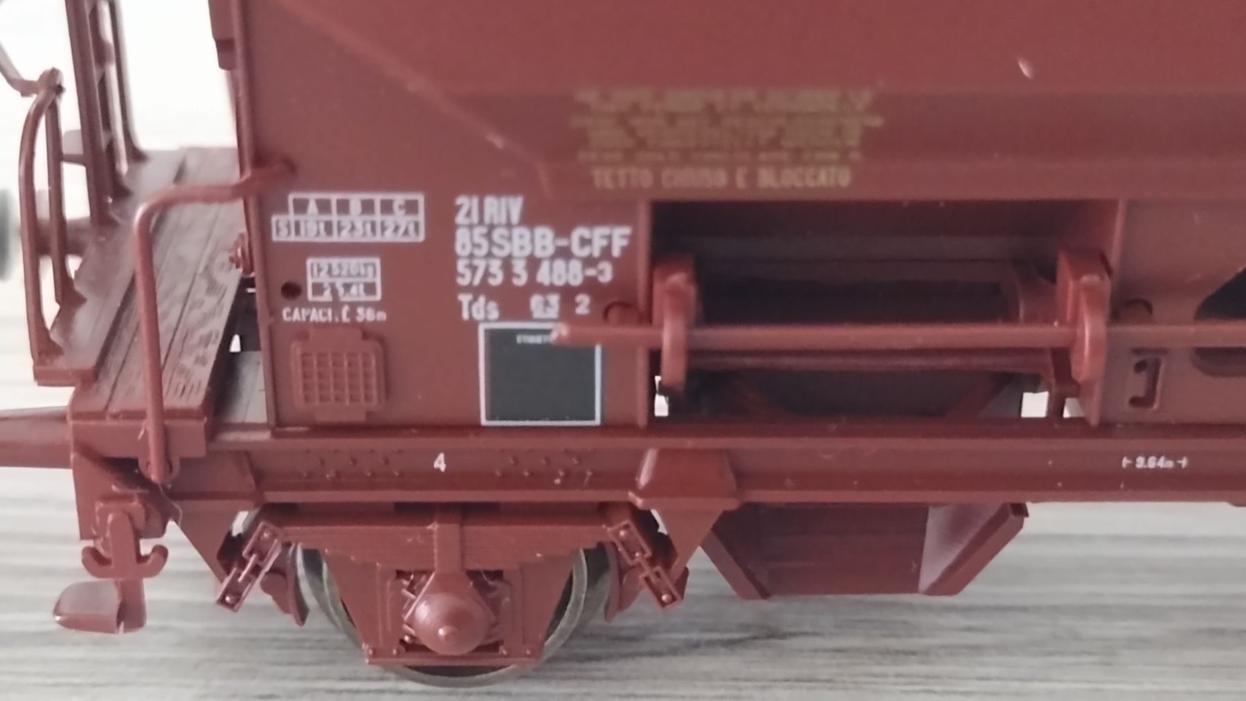 Roco Modelleisenbahnen: Wagons trémie SBB – Gebraucht aus Vevey von tgv3 1