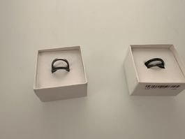 2 Ringe Damen Schmuck Set Anthrazit mit Steinen NEU