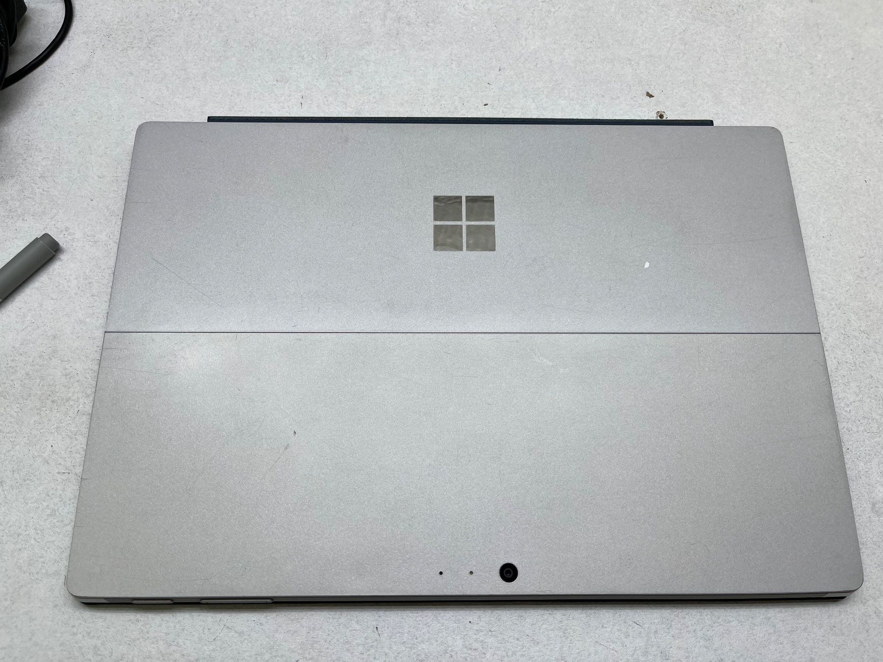 Microsoft Tablet PC: Microsoft Surface Pro 4 – Gebraucht aus Buchs ZH von  5