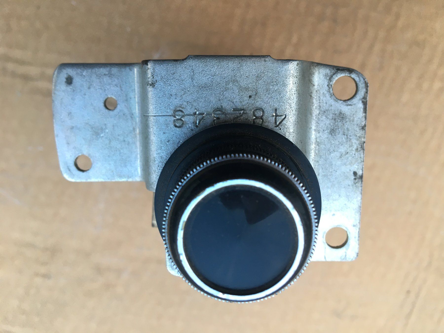 Interruttori: Pontiac 1970 & ? / Interrupteur de phares – Usato da Turin (Salins) venduto da Snake98