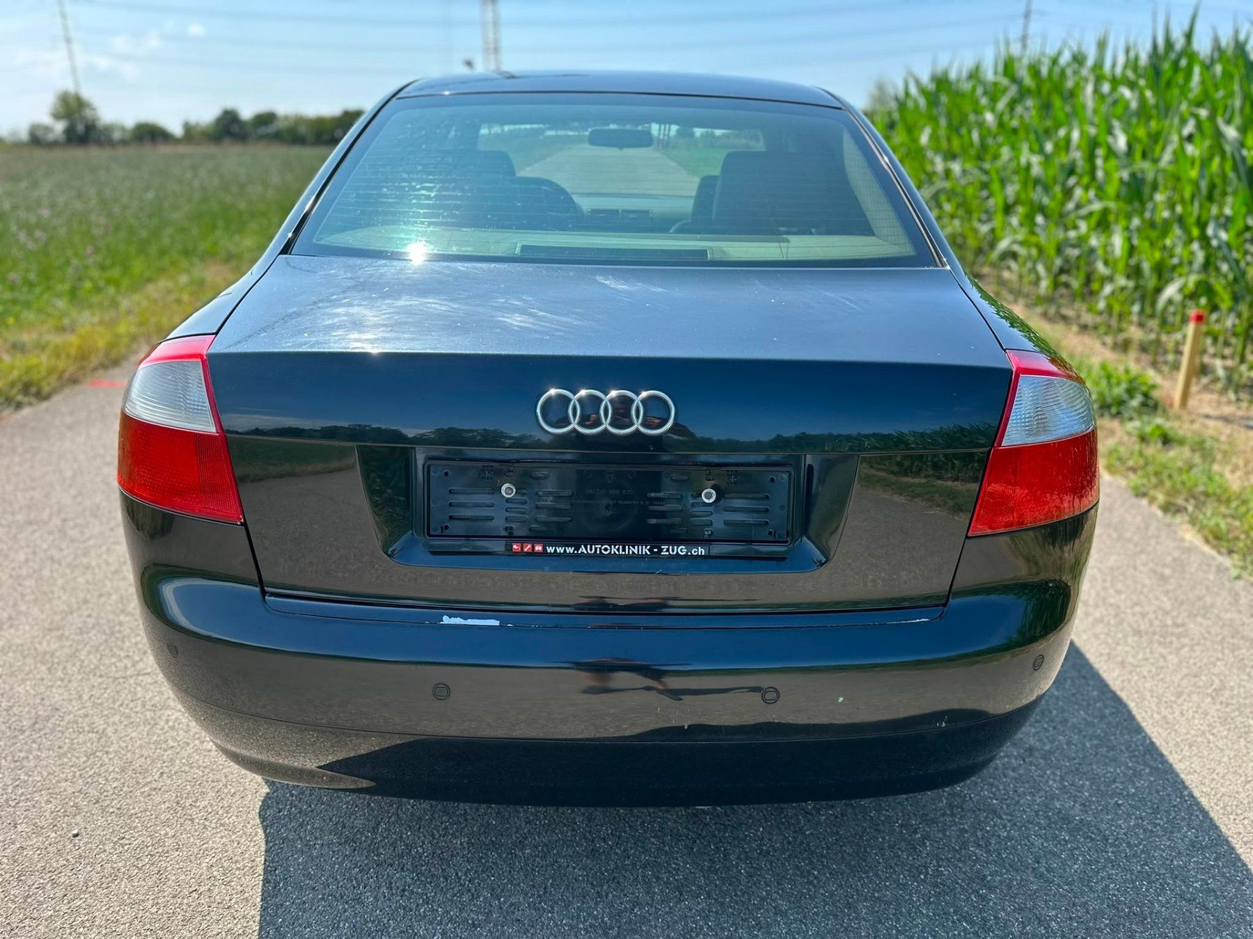 Audi Automobili: AUDI A4 2.5 TDI quattro – Usato da Hünenberg venduto da Auto-Klinik01 9