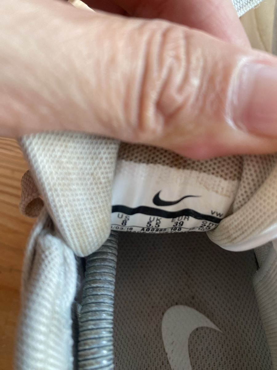 Nike Scarpe da donna: Nike Air Max 1 Golf, Damenschuhe Gr. 39 – Usato da Altendorf venduto da Charlyle 2