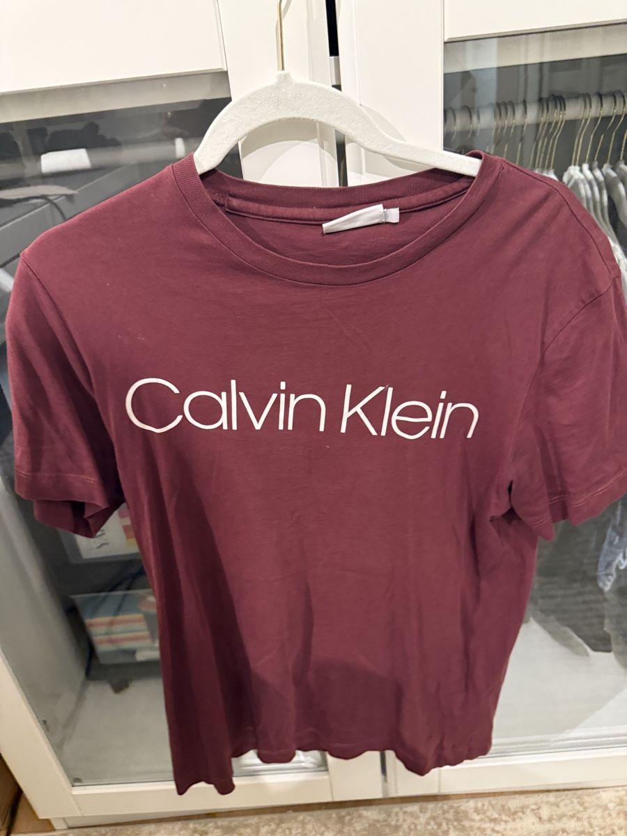 Calvin Klein T-shirts: Calvin Klein T-Shirts im 2er-Set – D'occasion à Winterthur par fij_f65r 3