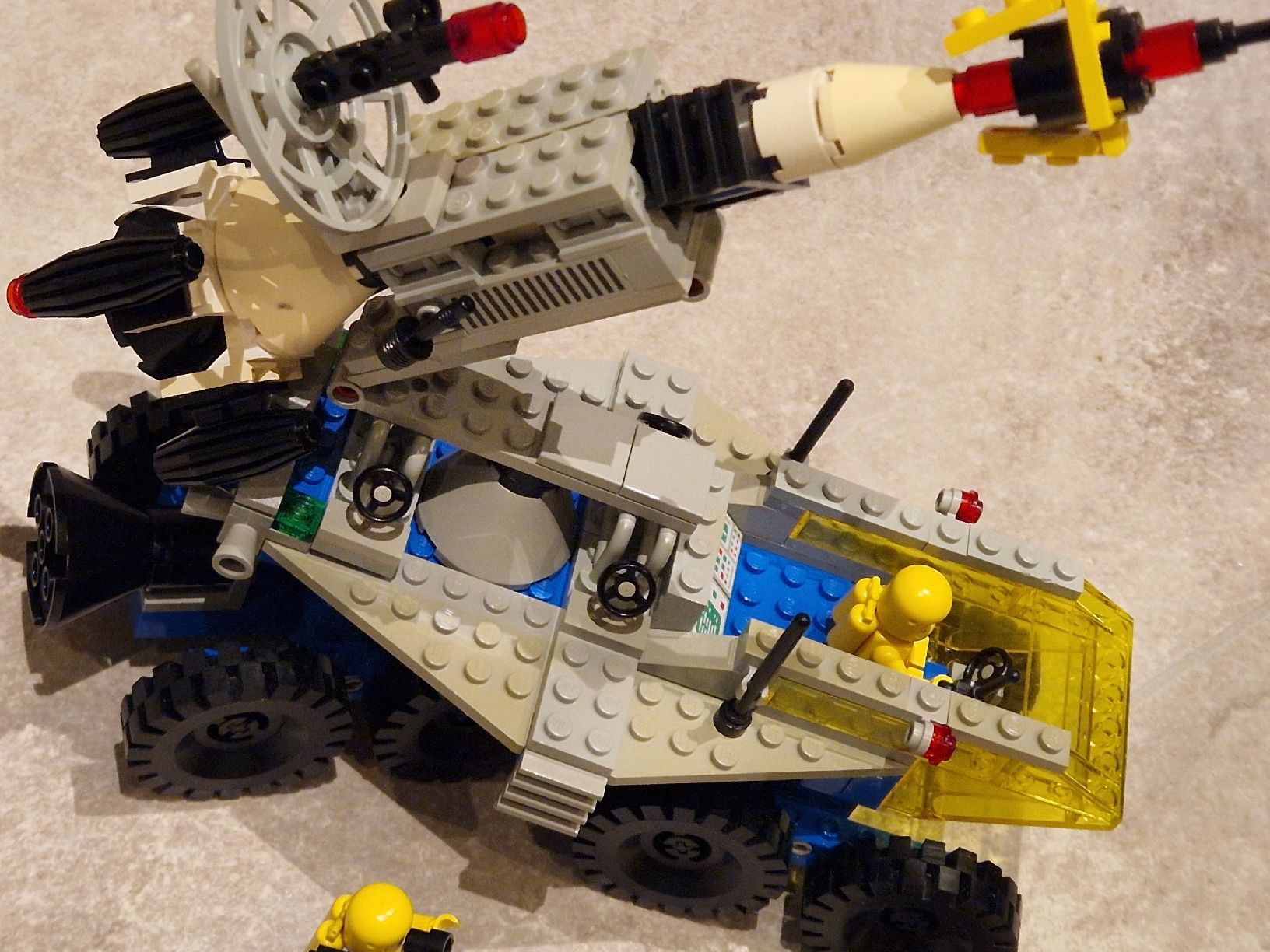 Lego Spielzeuge: Lego 6950 - Classic Space Mobile Rocket Transport – Gebraucht aus Henau von ale_bc8n 3