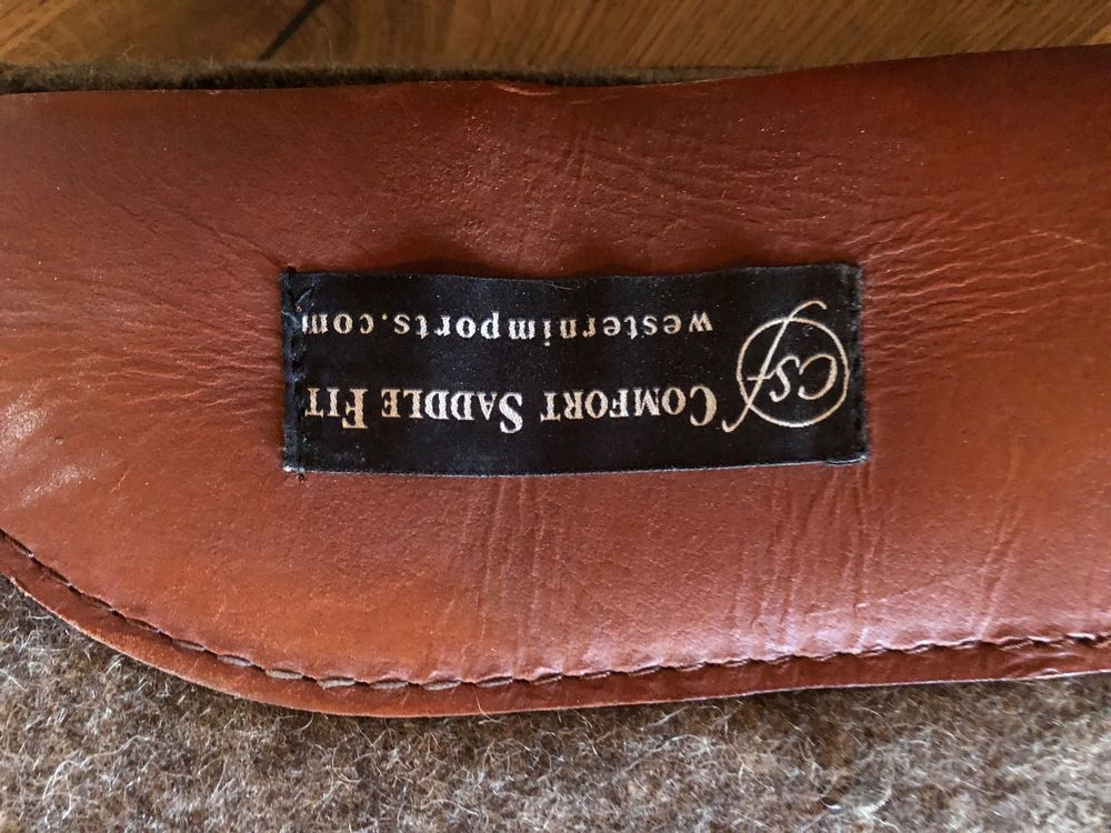 Western Sattelpad Leder - Schockabsorbierend 50x40cm Mit Befestigungsgurt