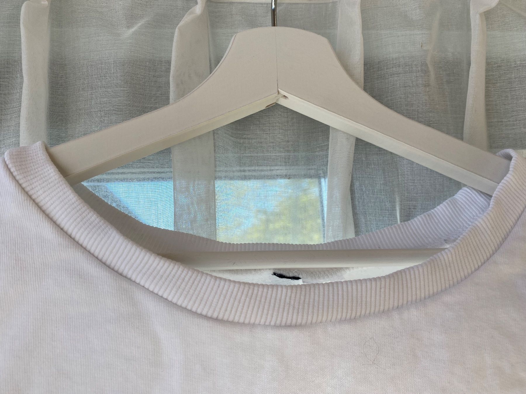 H&M Pullover & Sweatshirts: Pullover Print weiss blau Gr. 36 / 38 Damen – Gebraucht aus Seewen SO von HappyHappyHappy 2