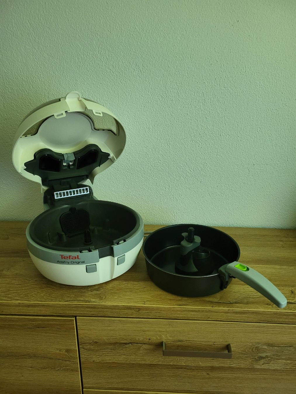 Tefal Appareils de cuisine: Tefal Actifry Original Heissluftfritteuse – D'occasion à Ammerswil AG par tAaM90 2