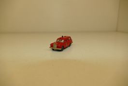 Brekina 1:87: Mercedes 190 Feuerwehr Einheit 1