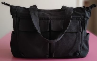 Sac à main noir spacieux et pratique - État impeccable!