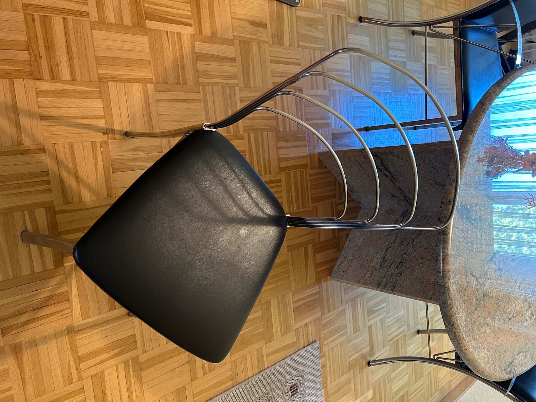 Chaises: Bistrostühle (2 Stk) – D'occasion à Zürich par erm_26gh 1