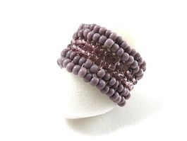 🟢 Modeschmuck-Ring NEU Bague en perles de rocaille mauve 60
