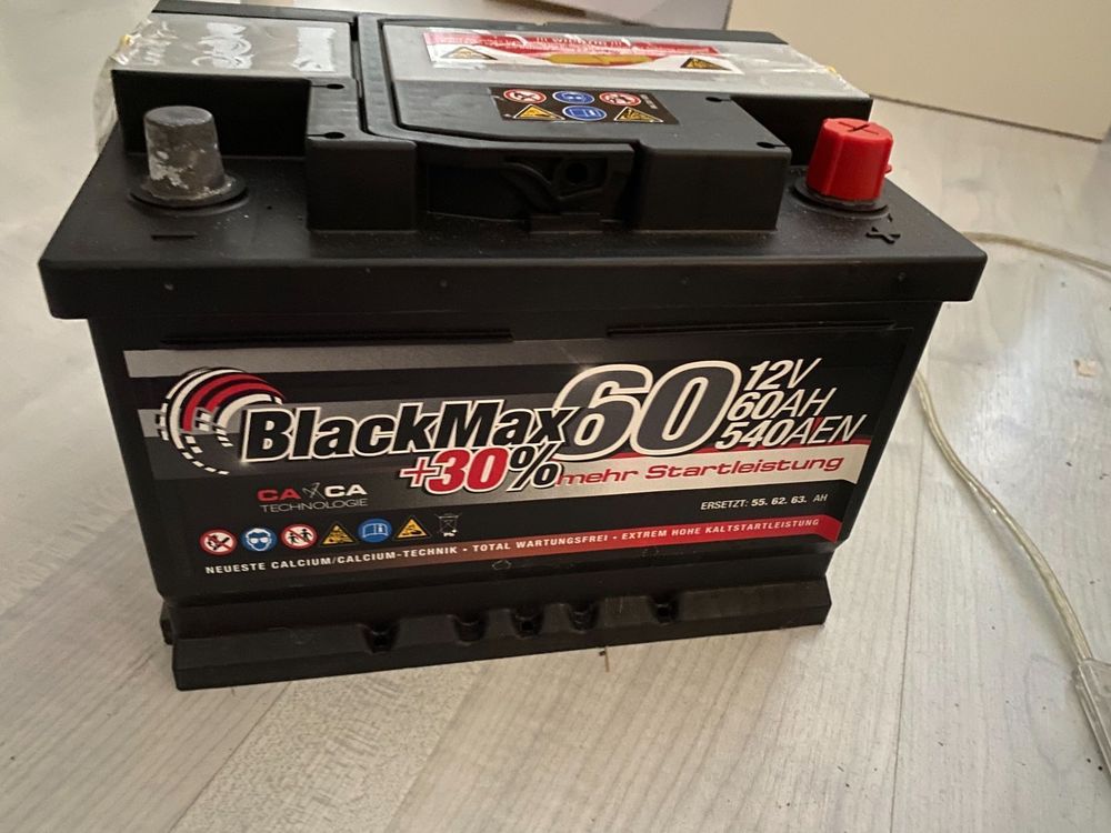 Autobatterie 12V 85Ah 780A/EN BlackMax Plus 30 Edition