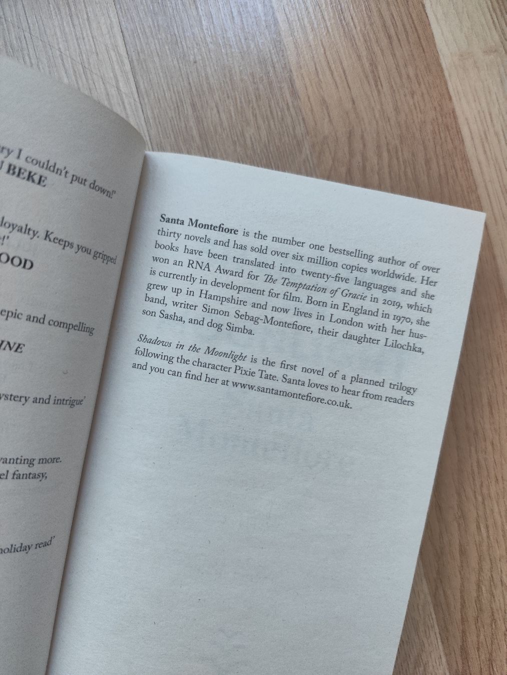 Libri: Shadows in the Moonlight by Santa Montefiore  – Usato da Mägenwil venduto da VintageGirly 6