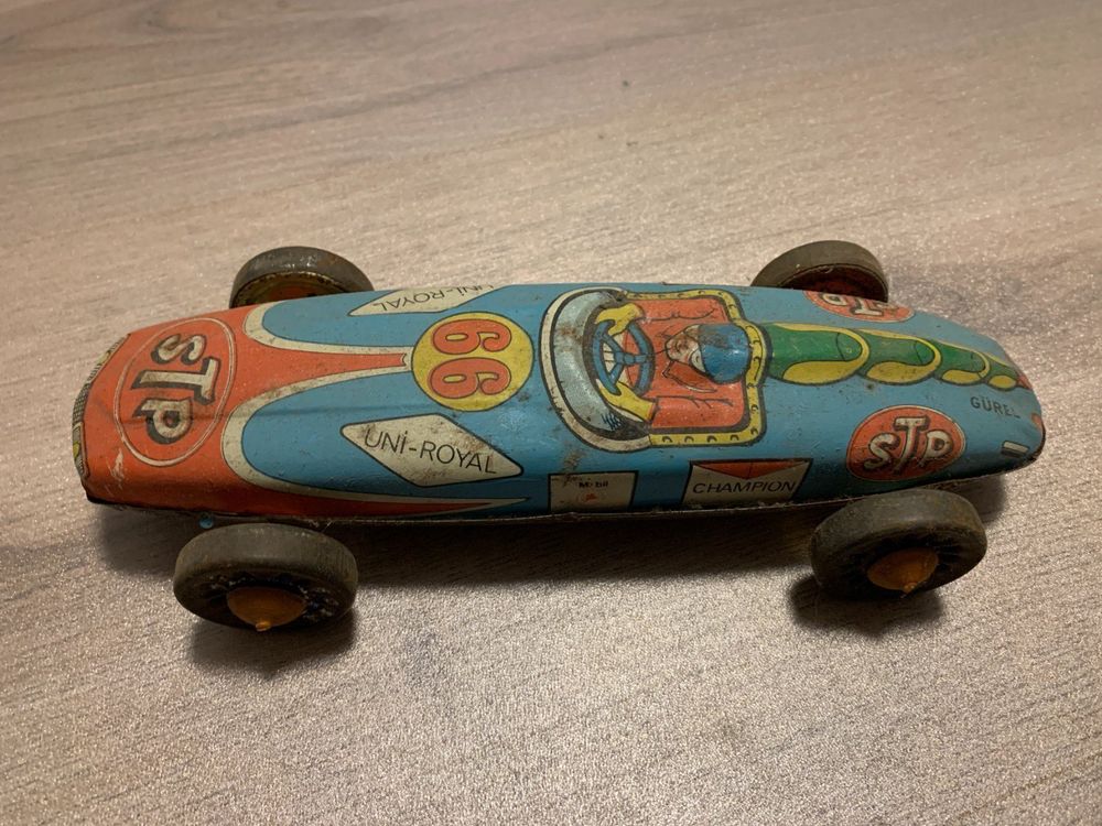 ANCIENNE VOITURE TÔLE friction Cadillac MARX TOY années 60 EUR 65,00 - FR