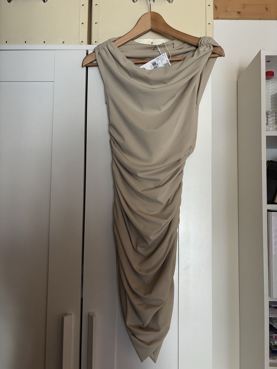 Mango Robes: Mango dress  – Neuf avec emballage d'origine à Cham par helike