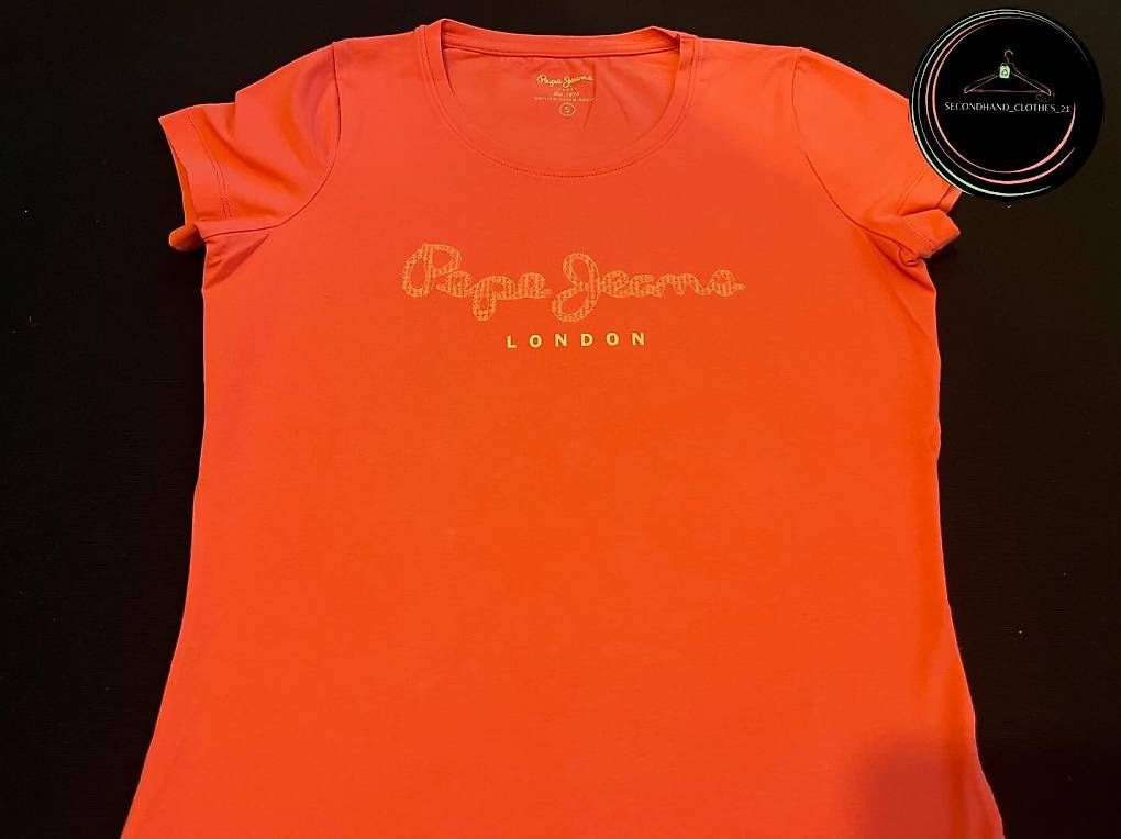 T-shirt: T-Shirts – Usato da Chur venduto da Kikanecken 2
