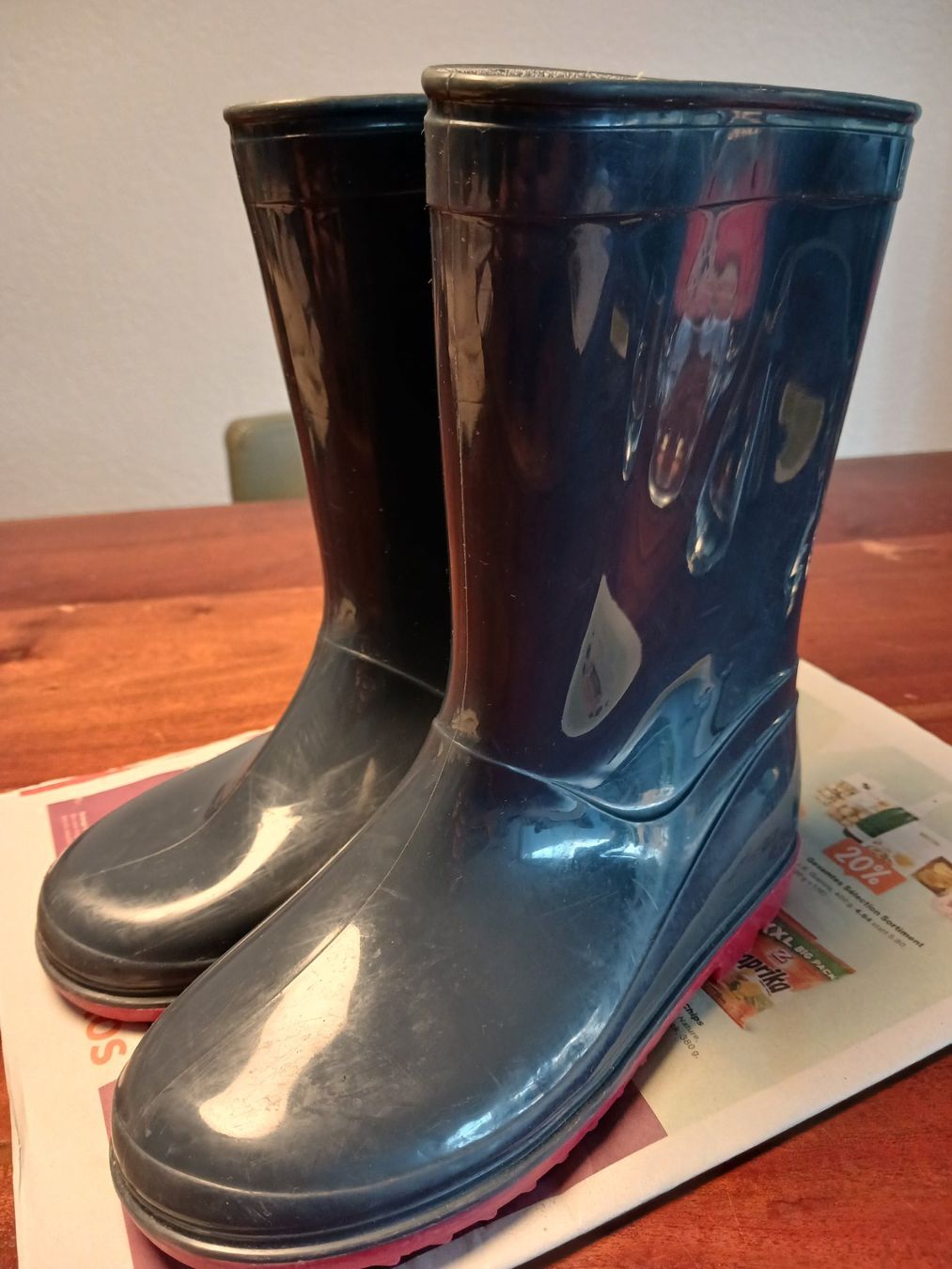 Scarpe per ragazzi: Gummistiefel Gr.31 Regenstiefel – Usato da Rubigen venduto da EvelynZ 1