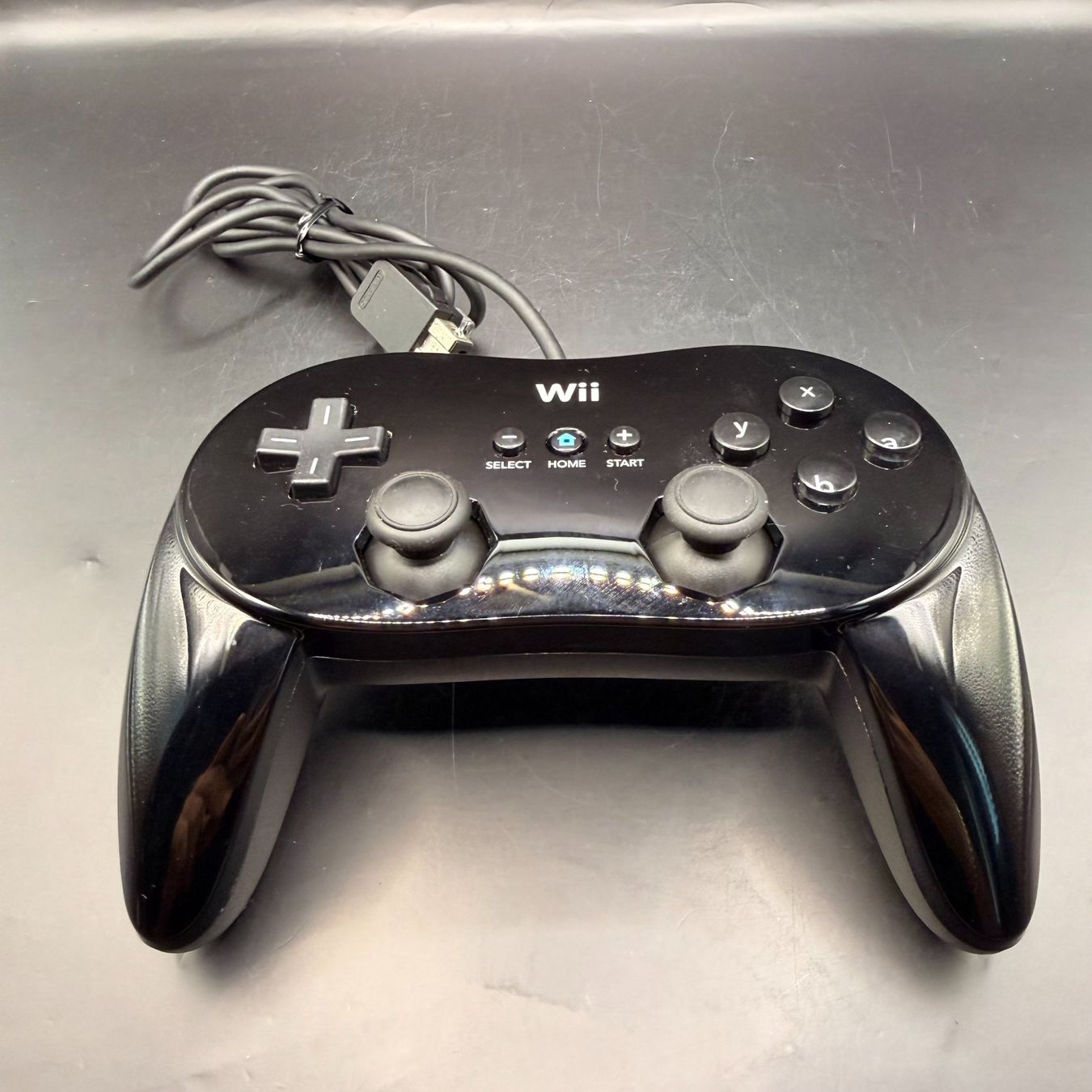 Nintendo Controller: Nintendo Wii Classic Controller Pro Schwarz – Gebraucht aus Düdingen von Nerdworld