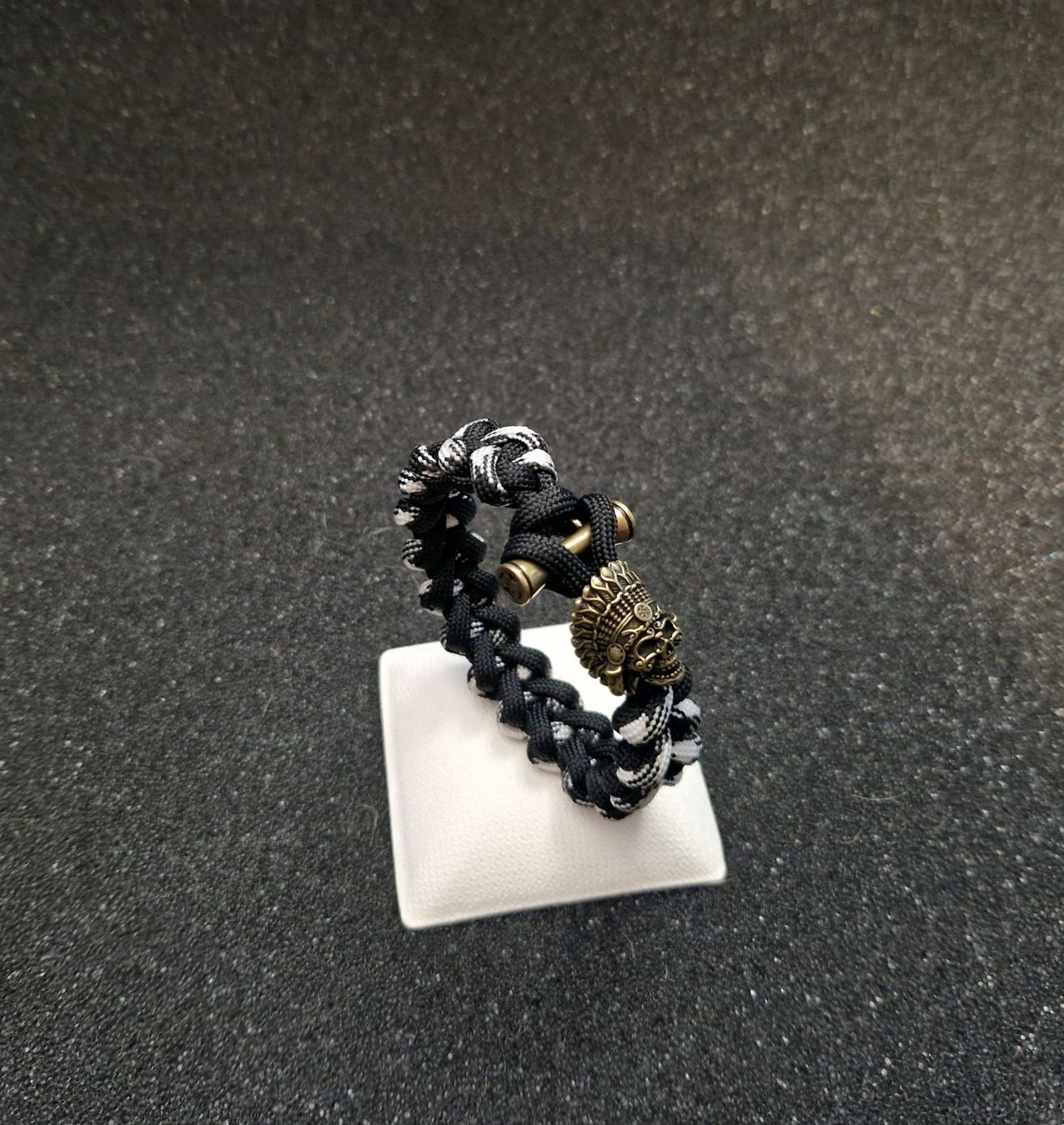 Armbänder & -reifen: Bracelet paracorde – Neu und originalverpackt aus Billens von D-Dorian