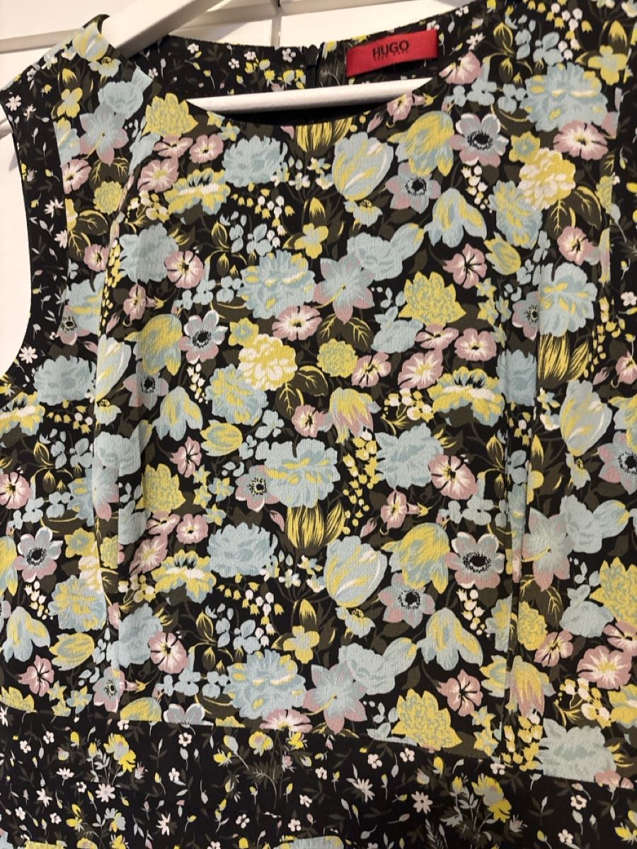 Hugo Boss Kleider: Hugo Boss Kleid, Kleid mit Blumenmuster – Gebraucht aus langenthal von rundholz7 1