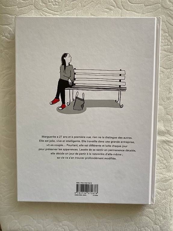 Bücher: La Différence Invisible de Julie Dachez – Gebraucht aus Martigny von Darbyx 1