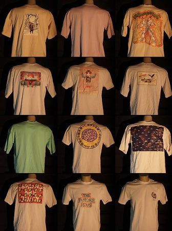 Komplettes Mode-Lager - 10'000 Socken und 1000+ T-Shirts