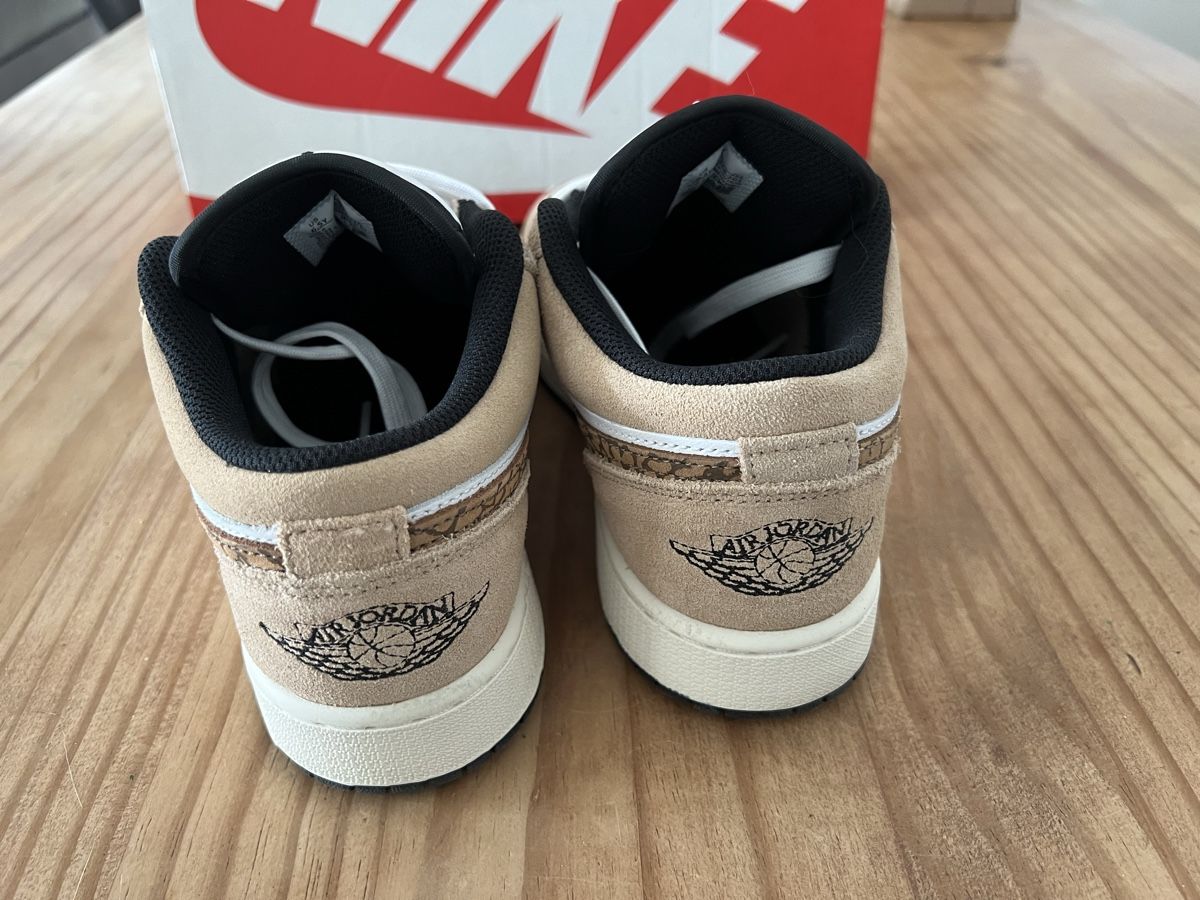Jordan Scarpe da uomo: Air Jordan 1 Low SE Brown Elephant – Usato da Chavornay venduto da Rosiecat 2