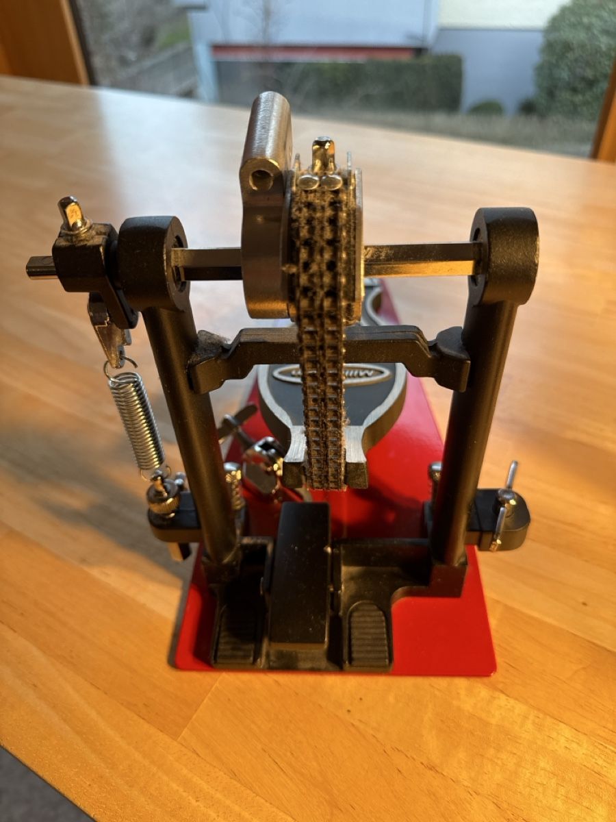 Strumenti musicali: Geniales Millenium PD222 DBD Bass Drum Pedal! – Usato da Zürich venduto da coolismic 2