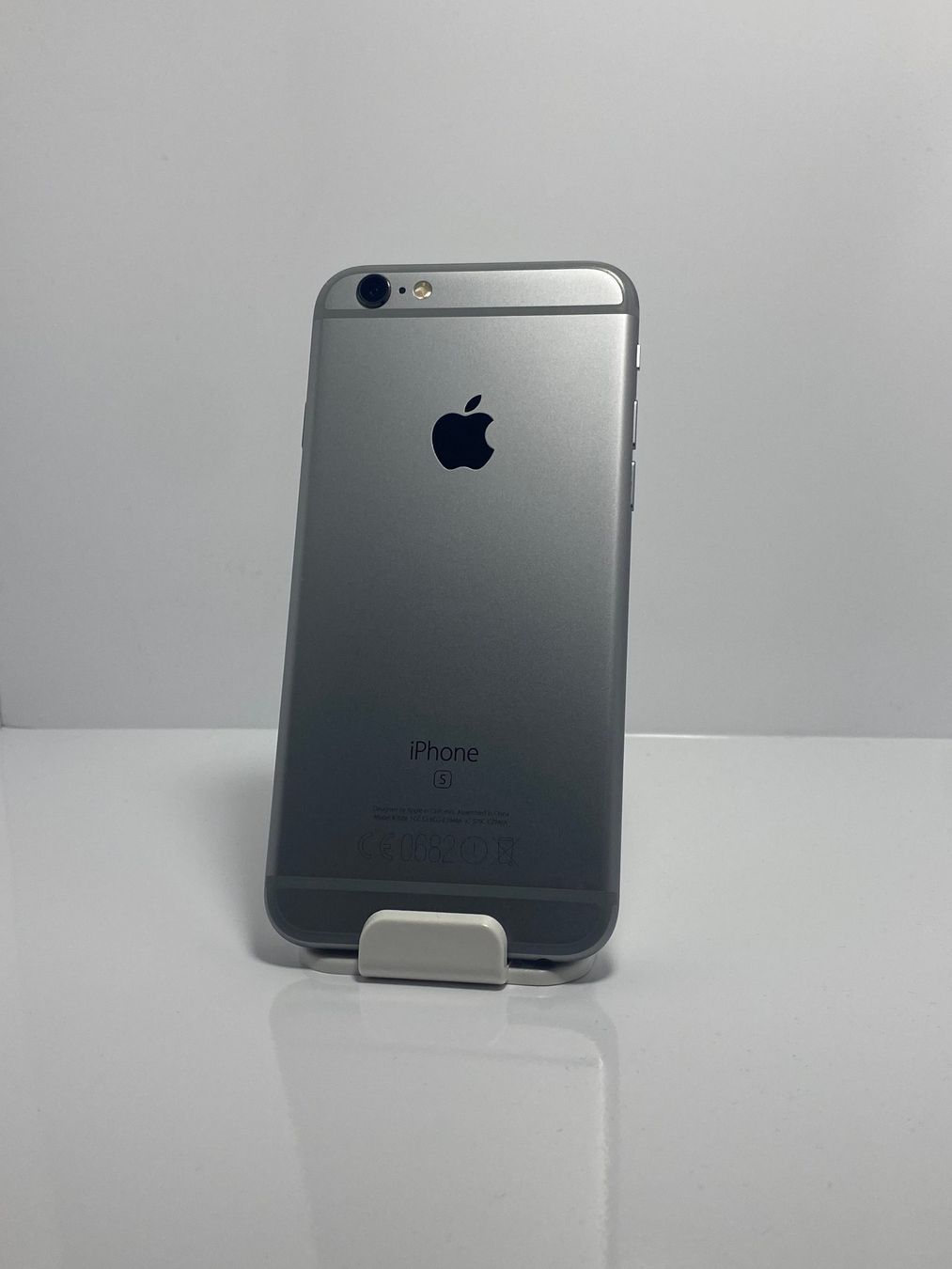 Apple Telefoni cellulari / Smartphones: Apple iPhone 6s 32GB Space Grau – Usato da St.Gallen venduto da kaufdeinhandy 1