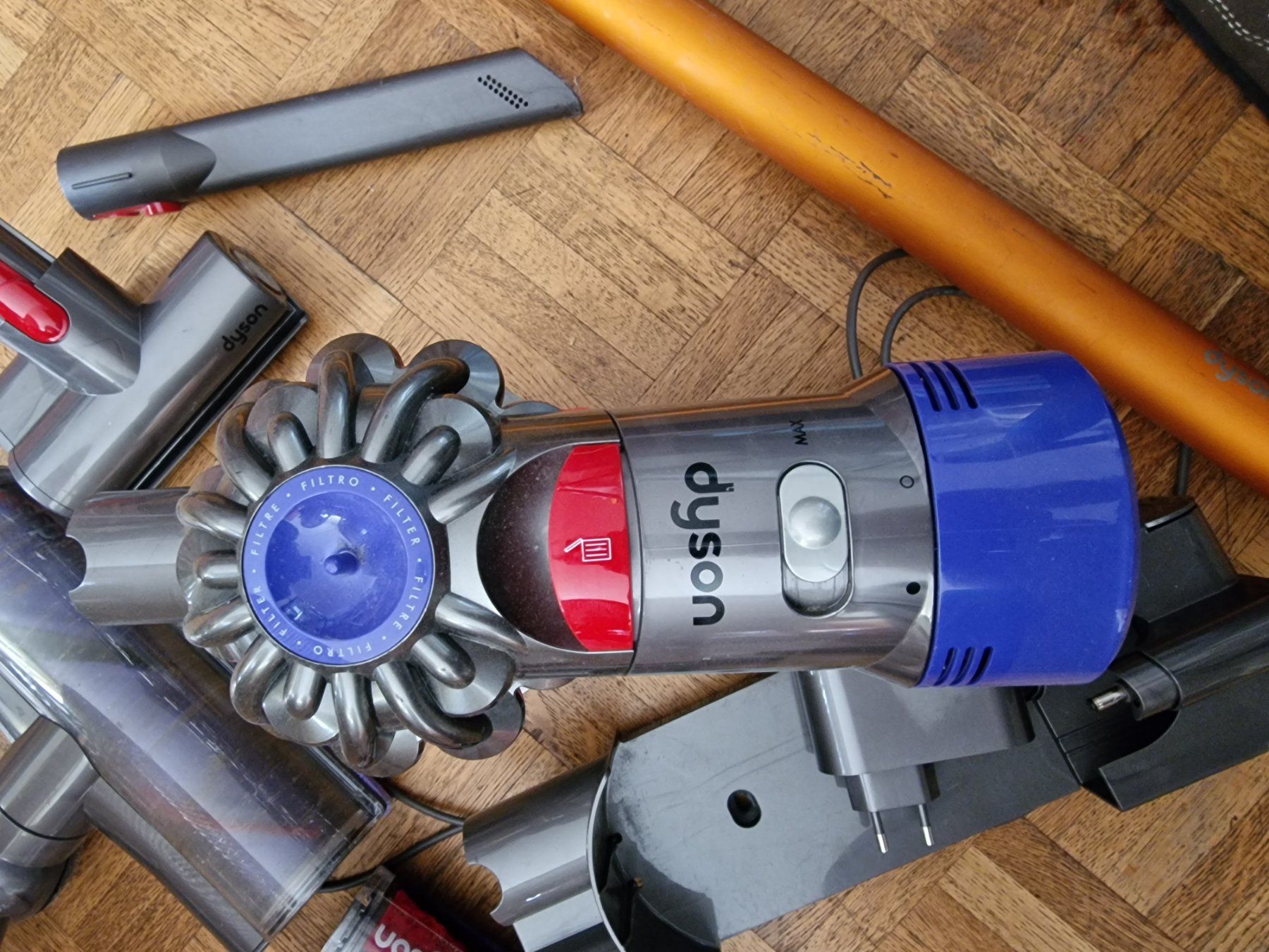 Dyson Staubsauger & Zubehör: Dyson Akkustaubsauger – Defekt aus Amlikon-Bissegg von Ruedis22 1
