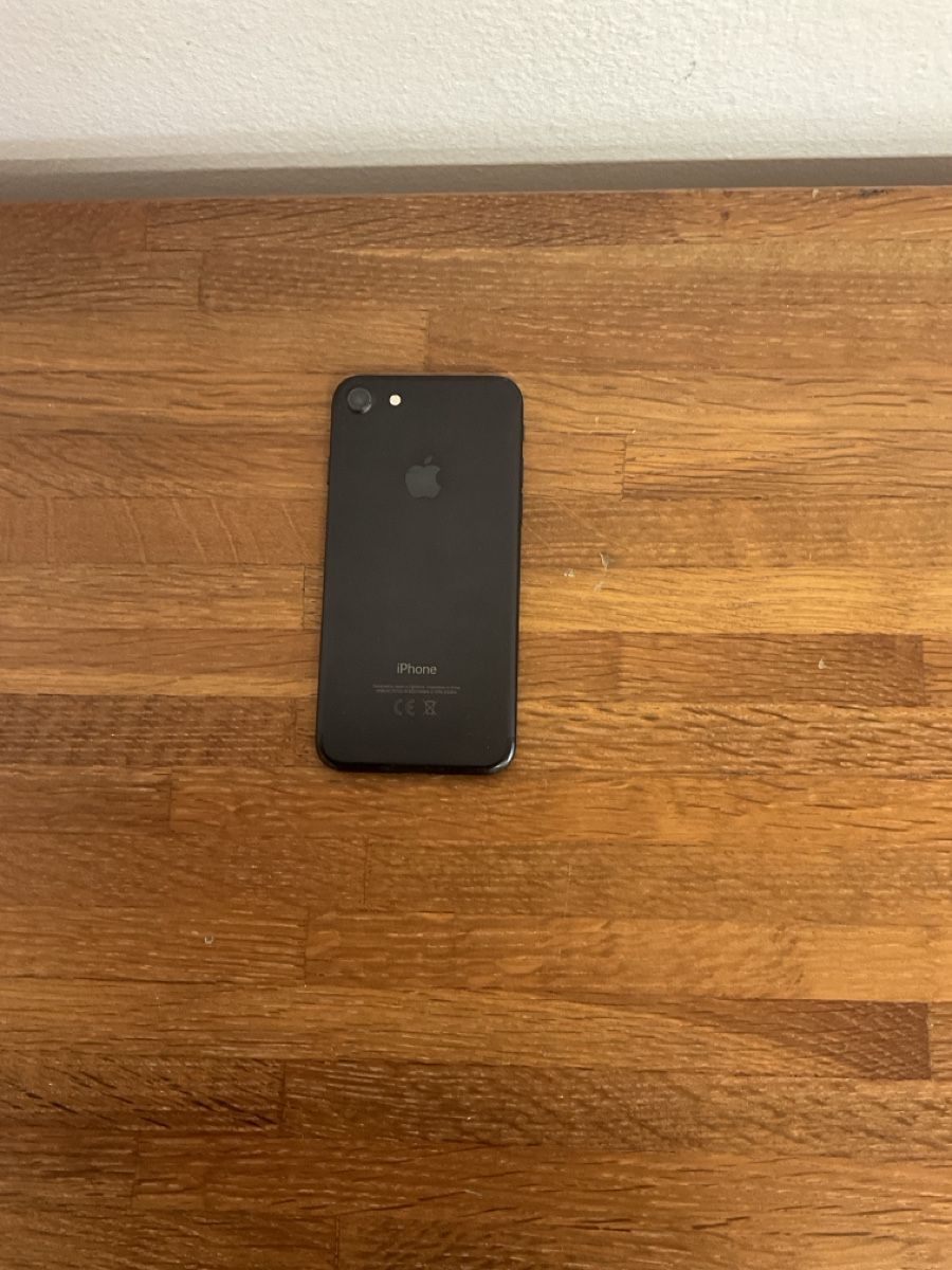 Apple Handys / Smartphones: iPhone 7 – Defekt aus Biel/Bienne von Mobile-Smart