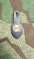 Schweizer Armee / Uniform / Militaria / Armee / Tenue A
