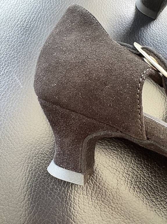 Scarpe da donna: Tanzschuhe, Gr. 4 (37) Diamant – Nuovo (secondo la descrizione) da Bremgarten AG venduto da Honeybooker 2