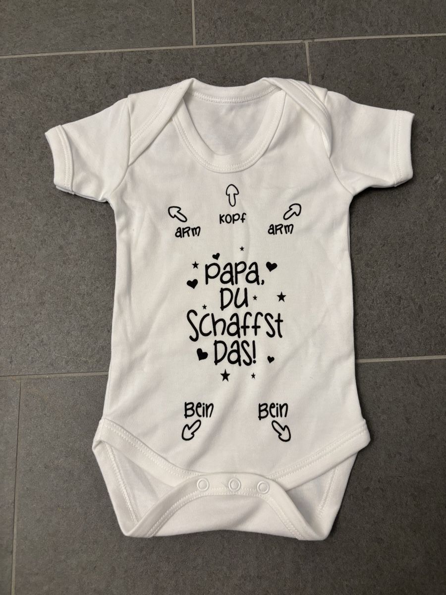 Lotti & Set di vestiti: Kurzarmbody, Gr 62 – Usato da Breitenbach venduto da mi95st