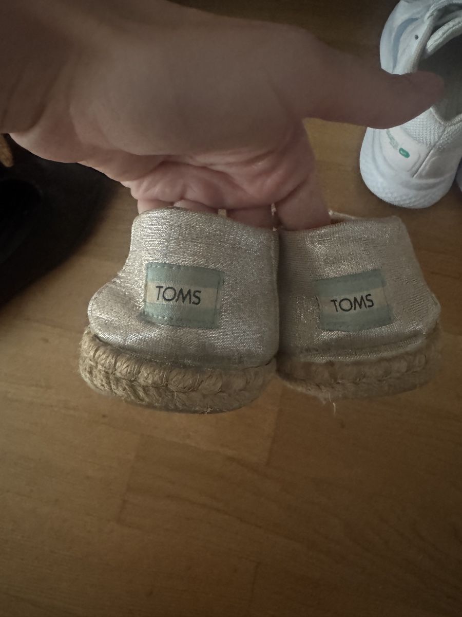 Toms Scarpe da donna: Toms pink shoes 38 – Usato da Zürich venduto da Lovelyperfumes 3