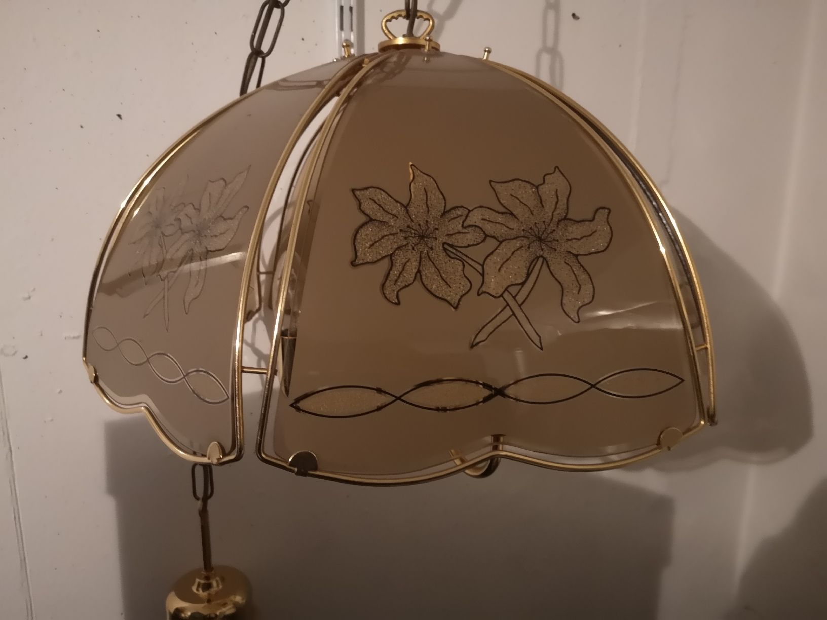 Lampadari & plafoniere: Goldene Hängelampe mit Lilienmuster – Usato da Belp venduto da mar_76s8 2