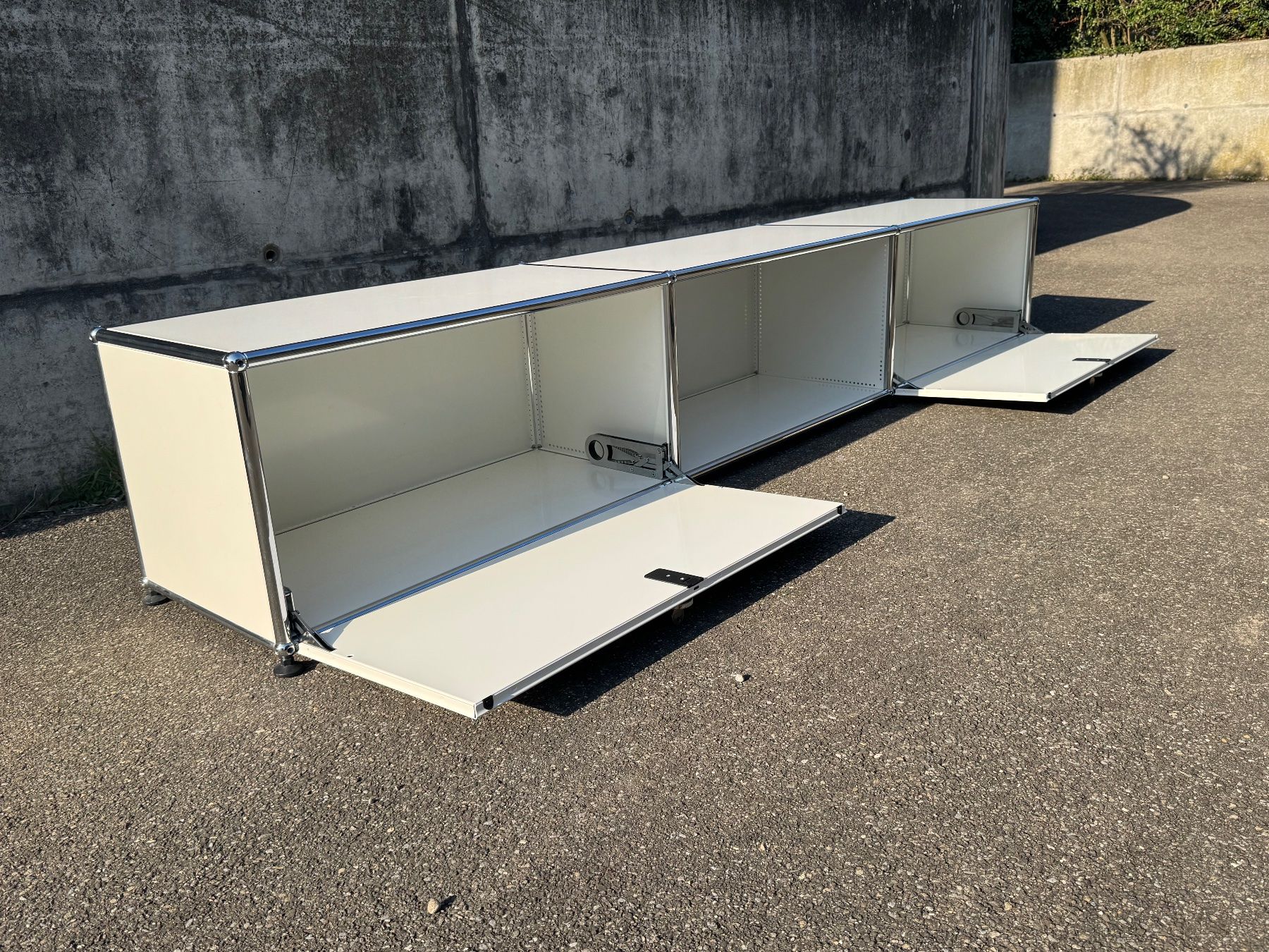 USM Regale: USM Haller Lowboard Reinweiss – Gebraucht aus Nürensdorf von donmiguel7 1