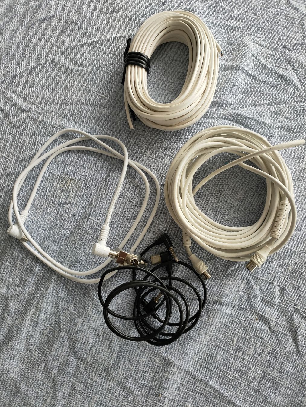 Kabel: Kabel-Satz, verschiedene Kabel – Neu (gemäss Beschreibung) aus Gipf-Oberfrick von minini 1