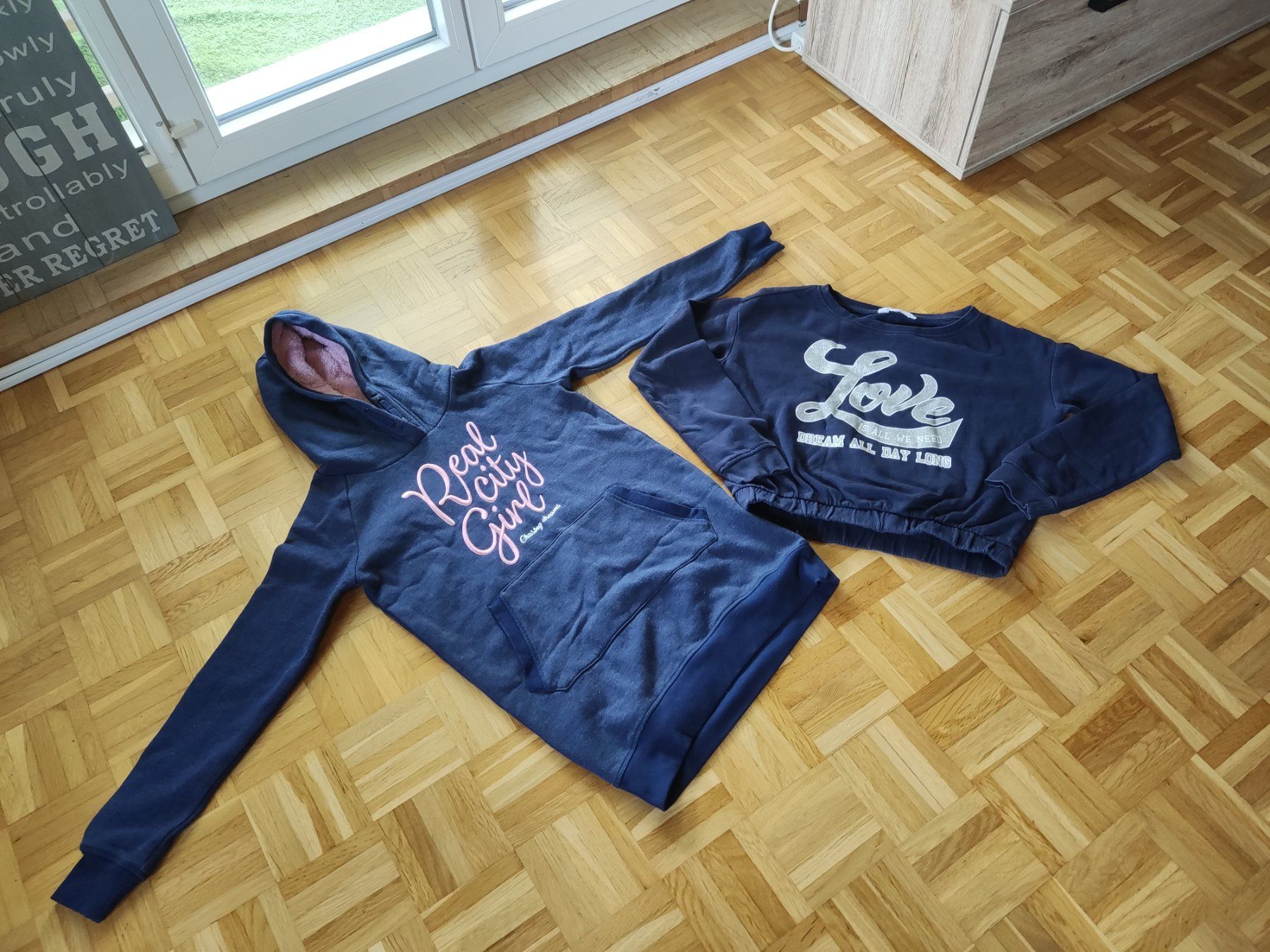 Maglioni & Felpe: Zwei blaue Mädchen Pullover 164 – Usato da Kriens venduto da rinzmann 3