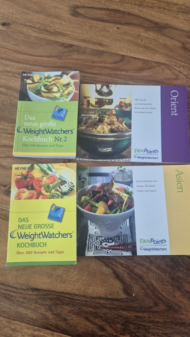 Libri: 4x Weight Watchers Kochbücher – Usato da Bern venduto da Isabelle20