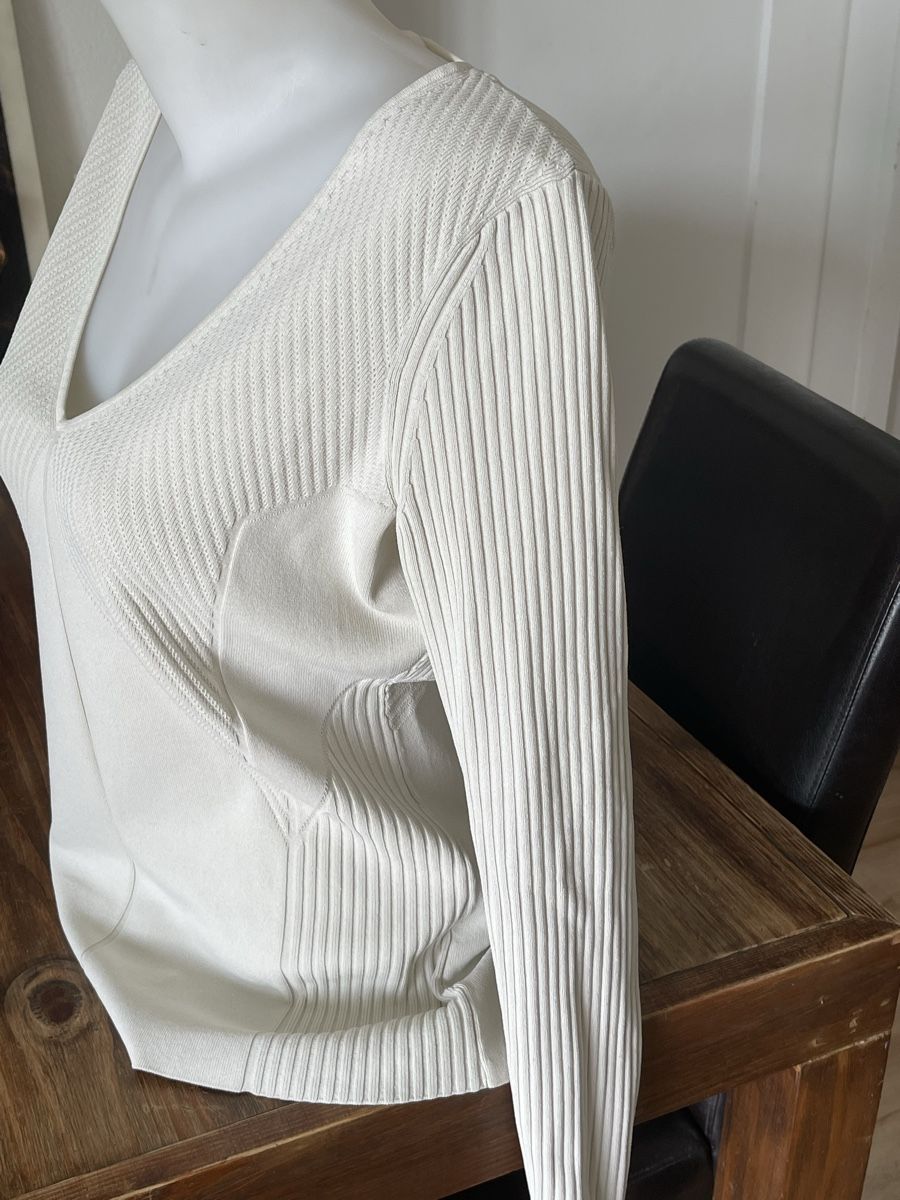 Cos Maglioni & Felpe: Joli Pull COS  L beige claire comme neuf – Nuovo (secondo la descrizione) da Kloten venduto da Vermicelles 1
